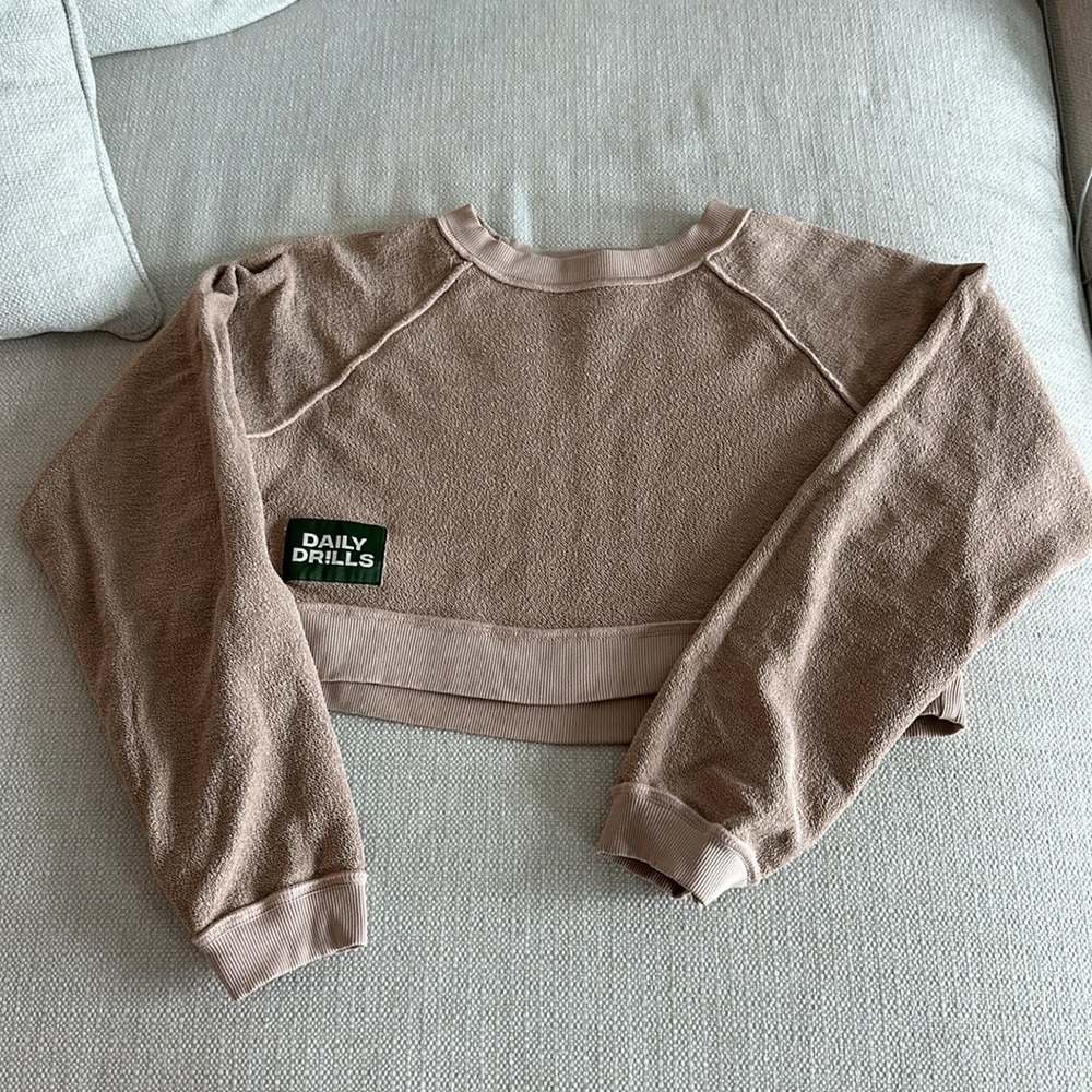 DAILY DRILLS Cropped Oversized Sweatshirt